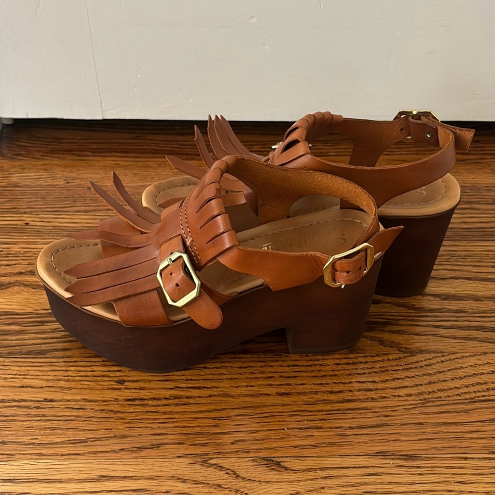 Women's Brown Leather Platform Sandals